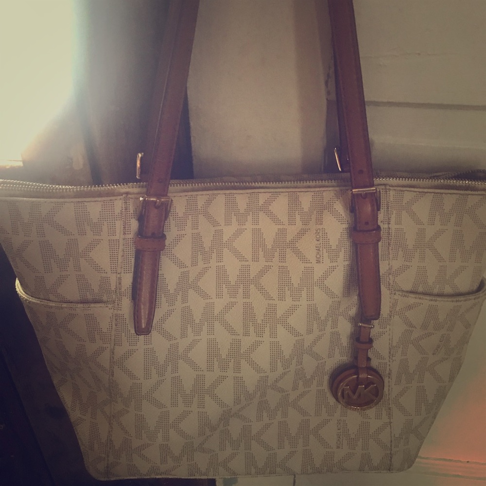 Mk purse